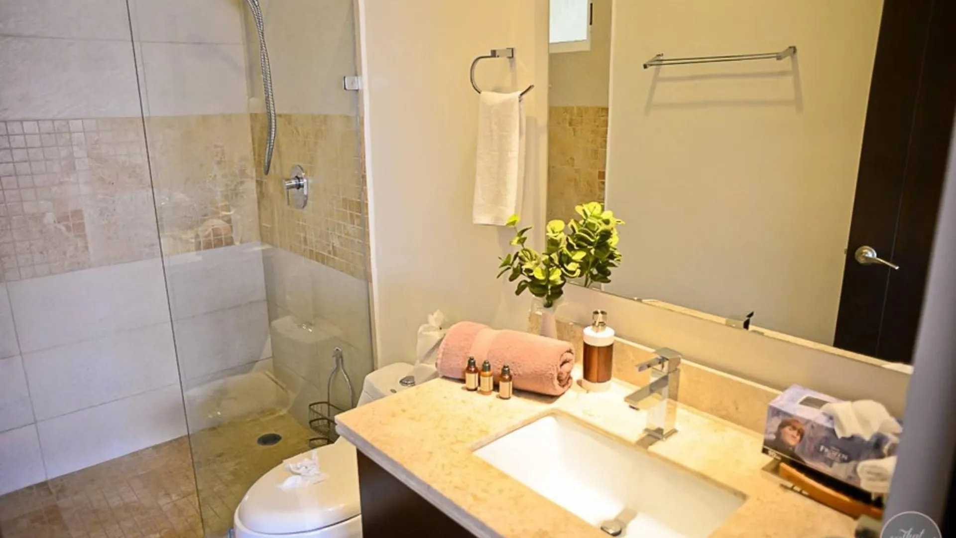 3 Bedroom Penthouse With Private Rooftop + Jacuzzi, Pool, Gym & Beach Club, Sabbia Playa del Carmen 0*,